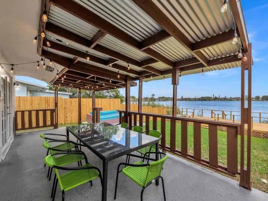 Supervilla - Lakefront - Sunsets, Kayaks, Grill Fort Lauderdale Exterior photo