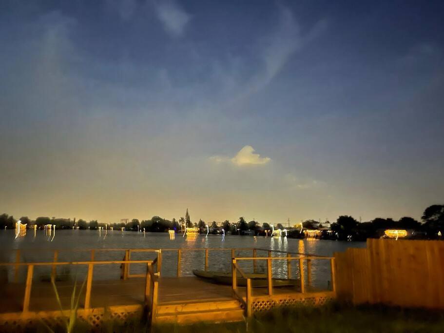 Supervilla - Lakefront - Sunsets, Kayaks, Grill Fort Lauderdale Exterior photo